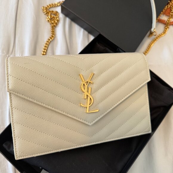 SAINT LAURENT Cassandre Envelope Chain Matelassé - in Cream - Picture 1 of 16